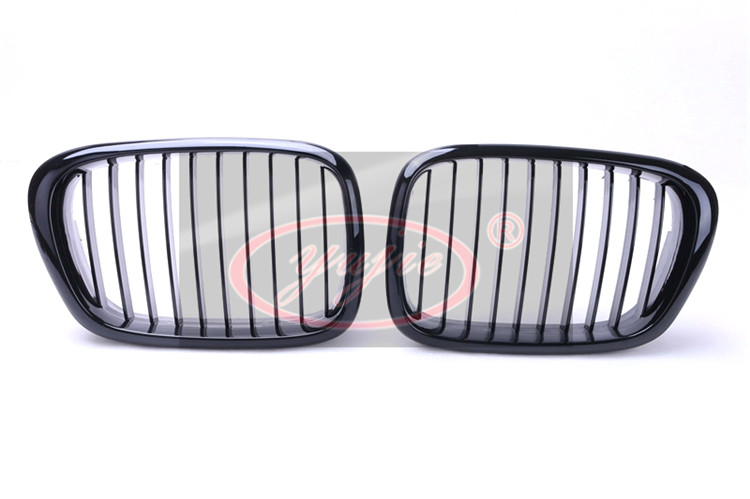 The new BMW E39 bright black grille