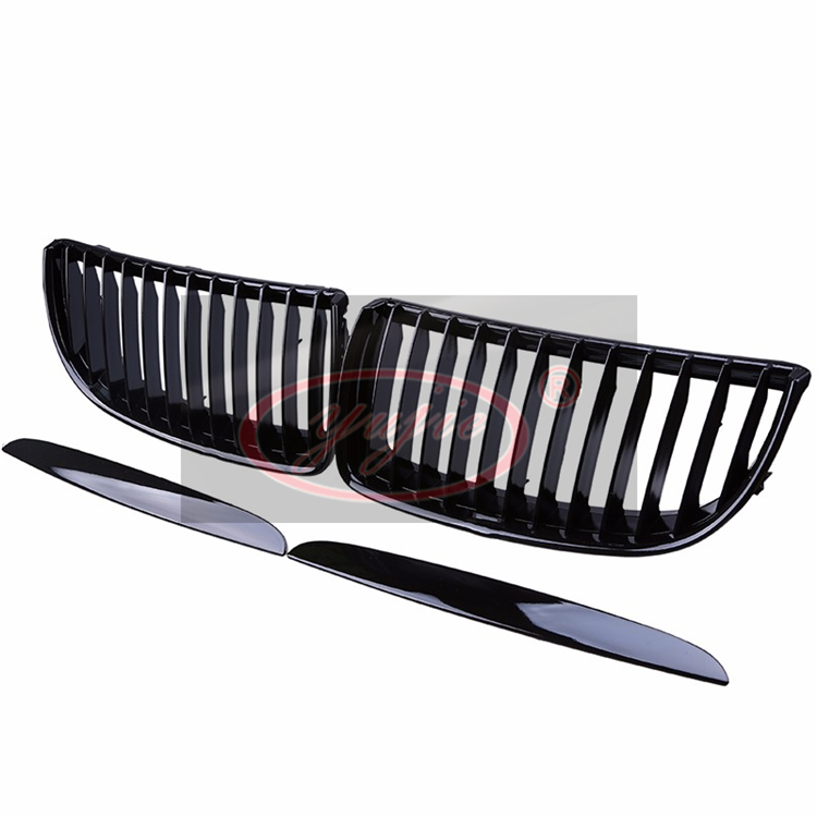 BMW E92 old bright black grille