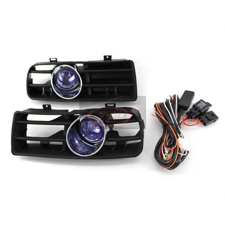 Golf 4 equipped with fog lights grille kit