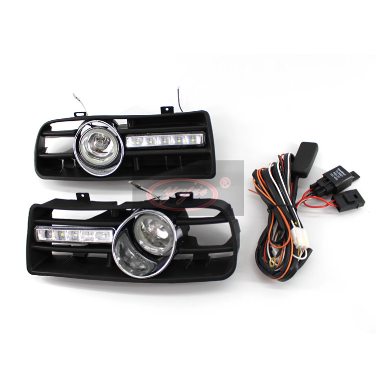 Golf 4 equipped with fog lights grille kit