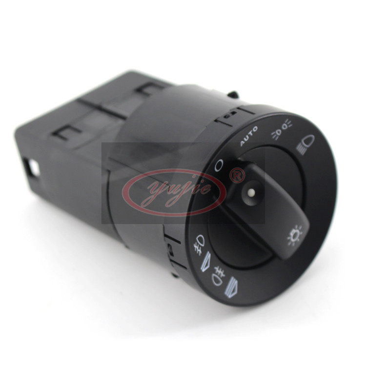 Audi A4B6 headlight switch